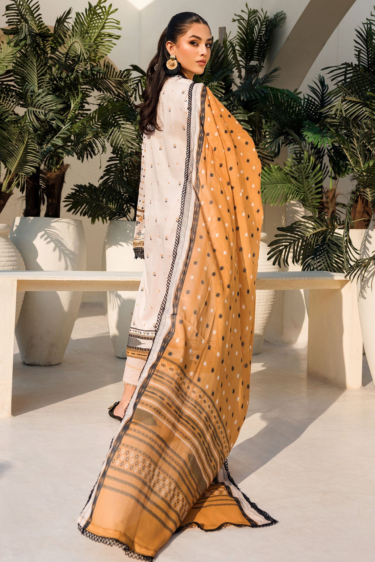 4632-PURVAI DIGITAL PRINTED LAWN UNSTITCHED - Image 5