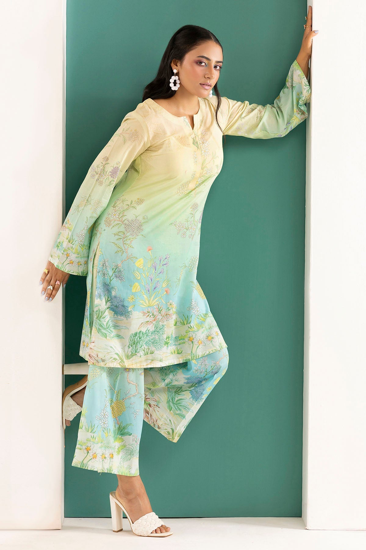 5621-OPAL DIGITAL PRINTED CAMBRIC STITCHED - Image 2