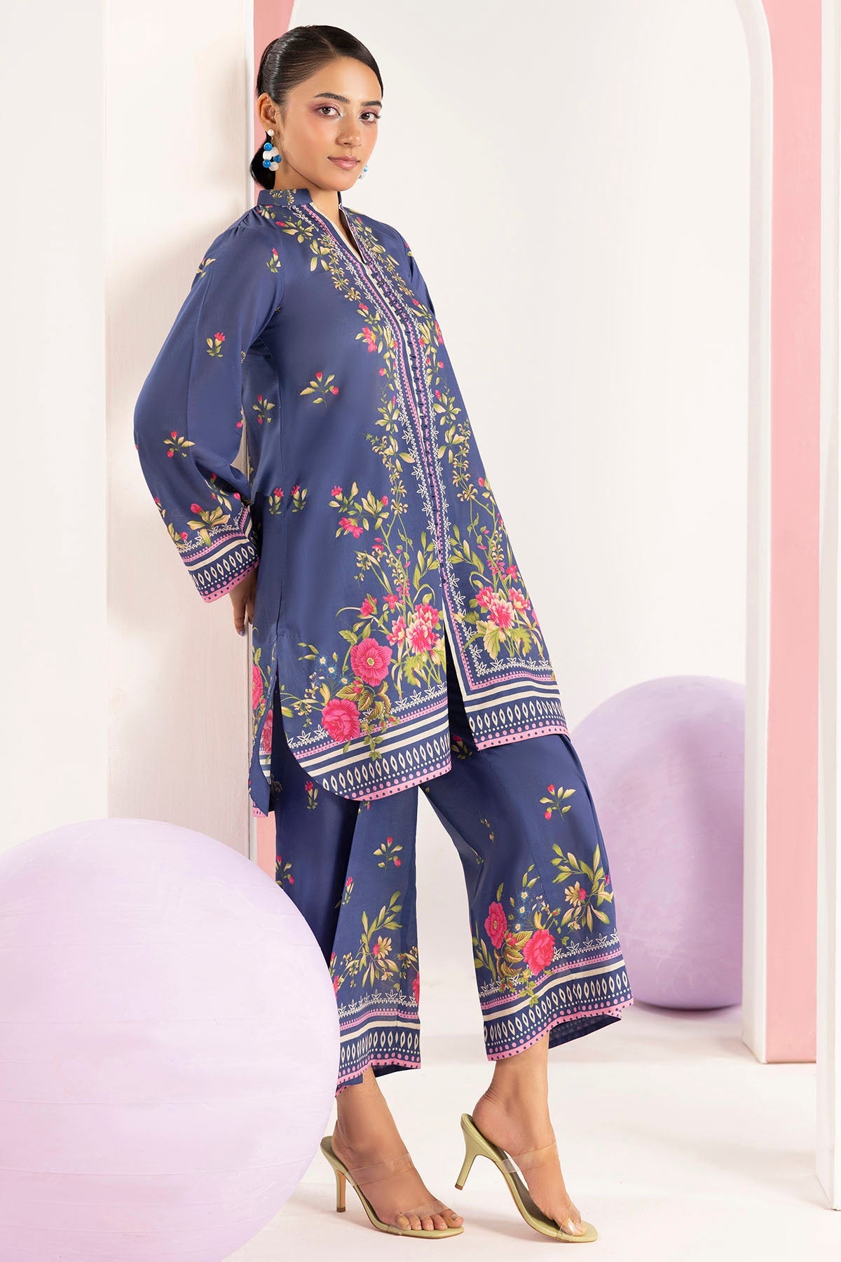 5624-AILSA DIGITAL PRINTED CAMBRIC STITCHED - Image 2